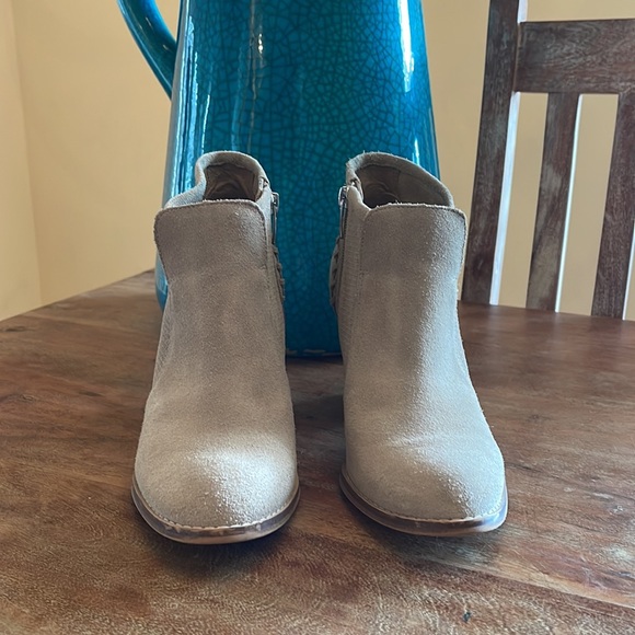 Marc Fisher Booties | Size 7.5 - Picture 3 of 9
